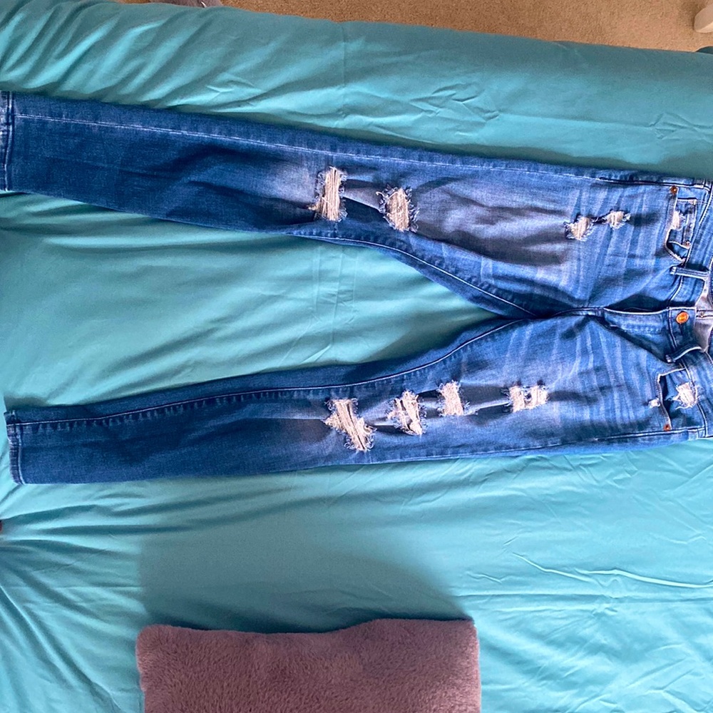 This Jean is in good condition, size 26 and blue color